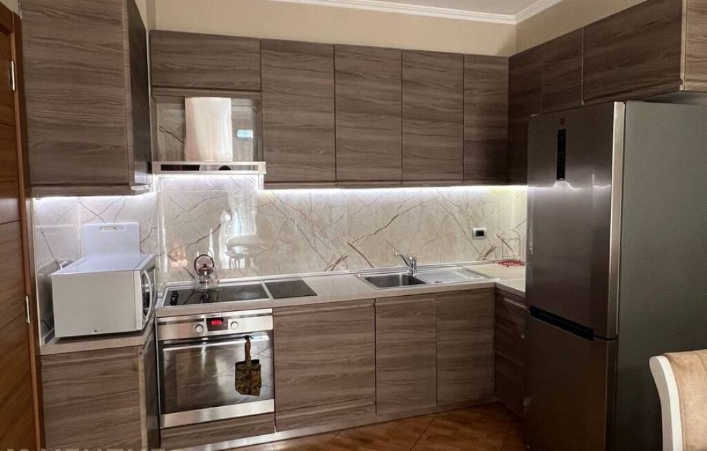 Affittasi 1+1 a Golden Park 3