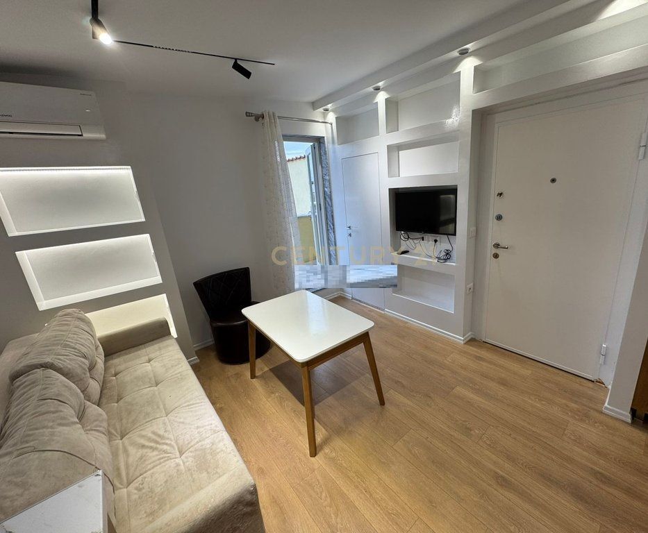 AFFITTASI APPARTAMENTO 1+1 IN VIA FERIT XHAJKO