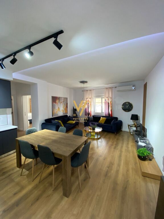 SHITET APARTAMENT 2+1+2+BLK TE KOMUNA E PARISIT 260.000 EURO