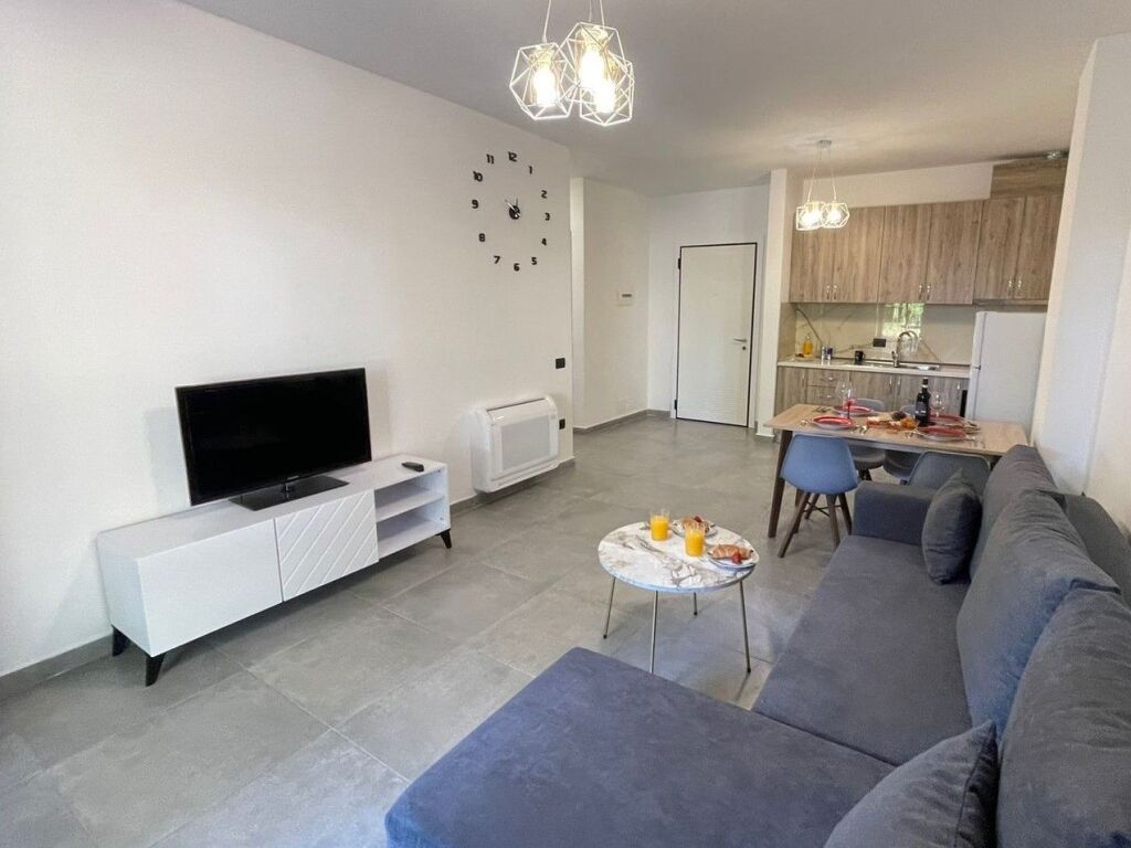 Apartment 1+1 for sale at Rana e Hedhun Shëngjin