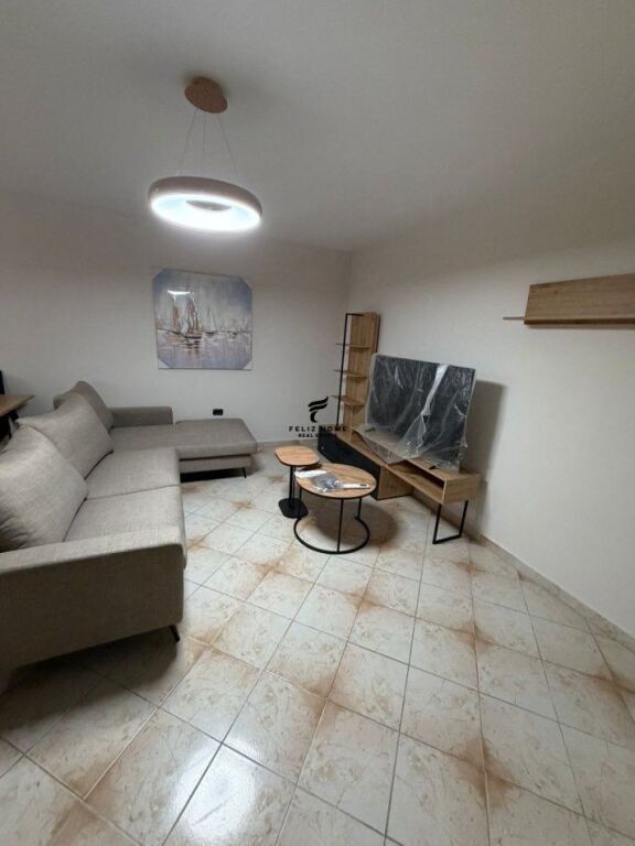 APPARTAMENTO IN AFFITTO 1+1 BLOKU AMBASADAVE 550 EURO