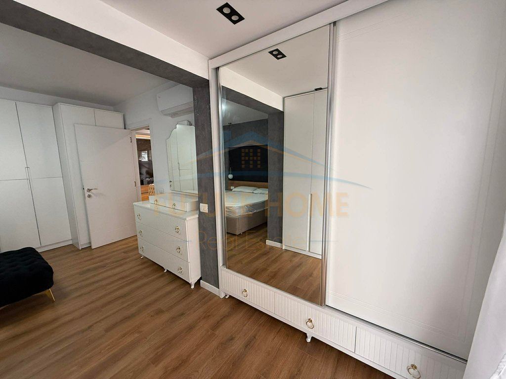 Qera, Apartament 2+1+2, 21 Dhjetori, Tirane