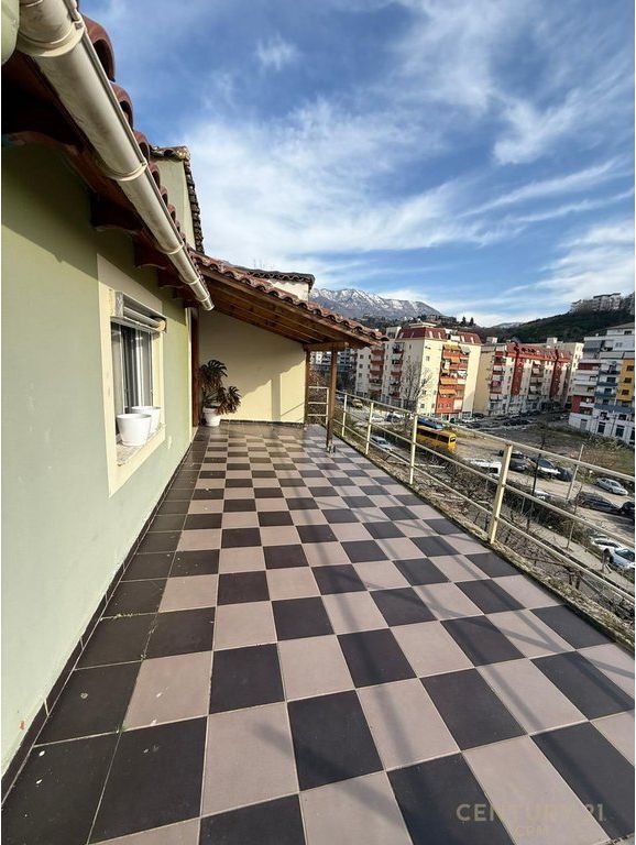 VILE PER QERA NE FRESK