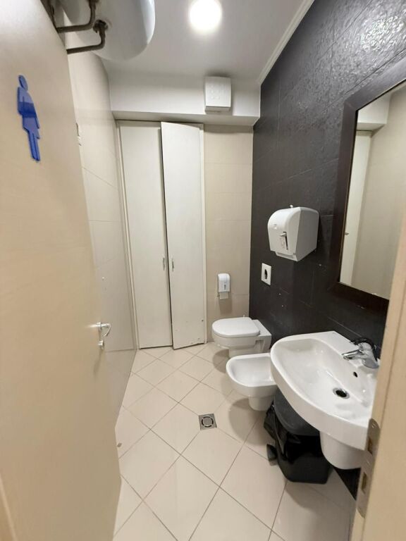 UFFICIO IN AFFITTO PRESSO IL COMPLESSO DELIJORGJI