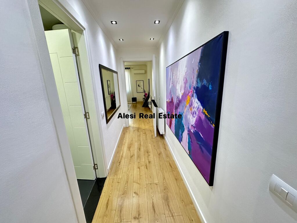 🏡 Appartamento 2+1 in affitto 📍 Indirizzo: Rruga e Kosovarëve💶 Prezzo: 900 € / mese