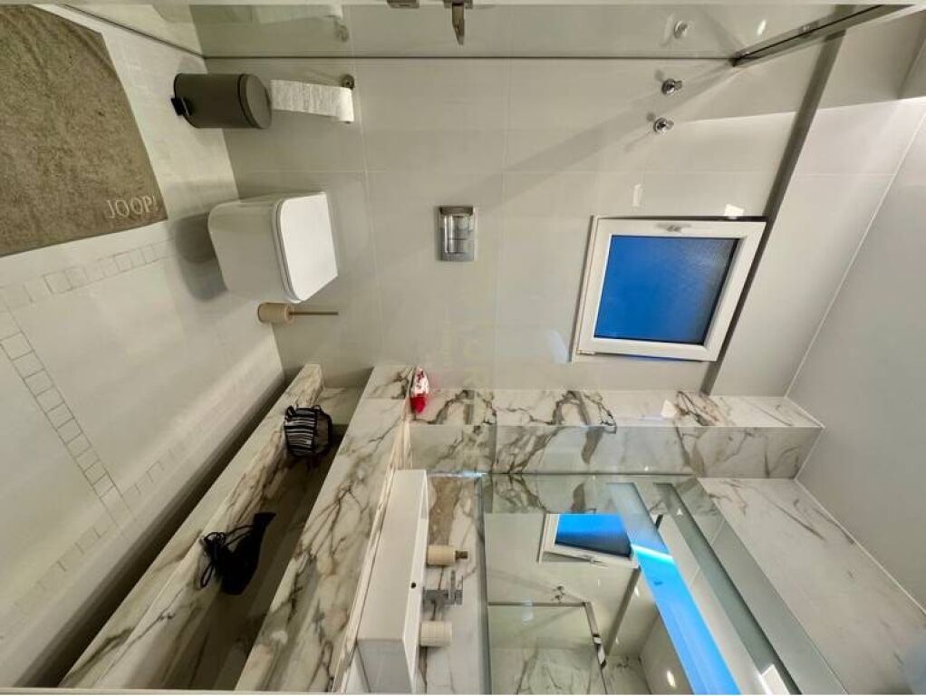 SHITET APARTAMENT 3+1+2 🅿️ LIQENI I THATE FZ