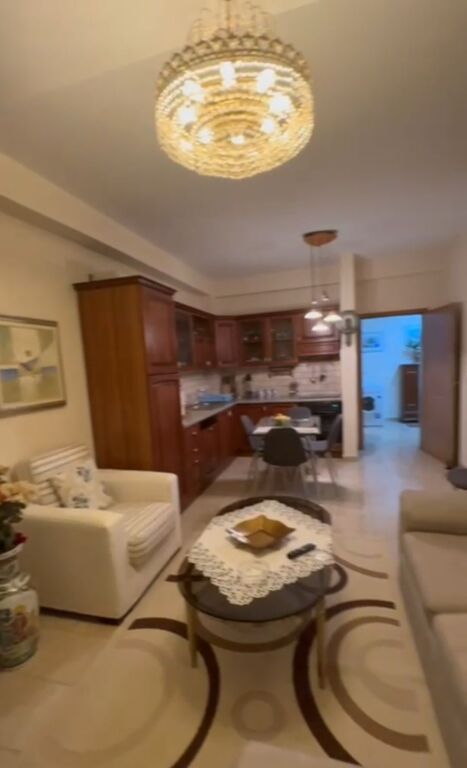 Appartamento in affitto a Bllok 1+1