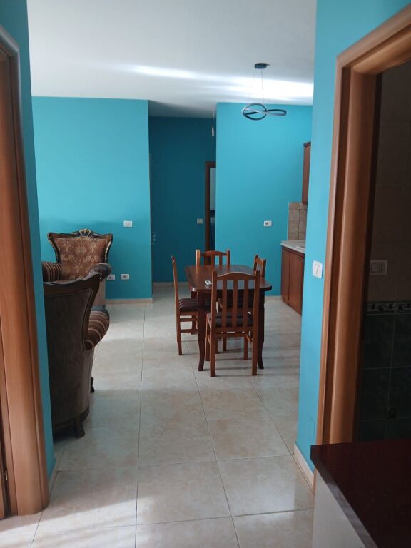 2+1,i mobiluar te welli ne astir,cmimi 500 mije leke