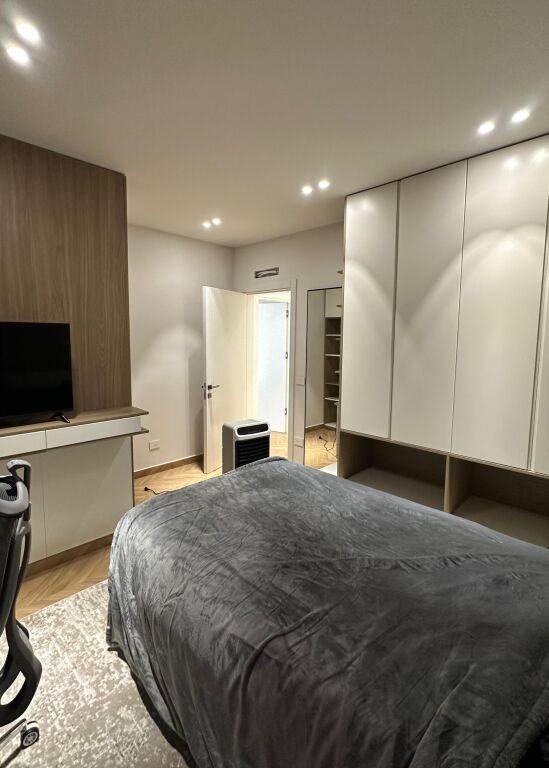 Vilë Rezidenciale – Vile Roses, Farkë