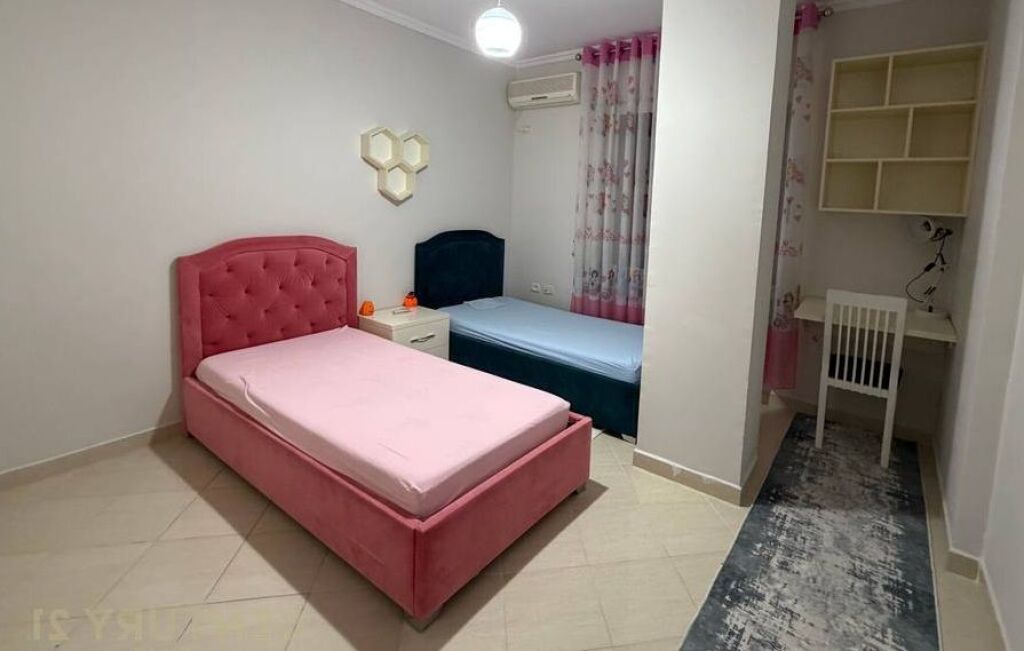 2+1 for rent at Kodra e Diellit