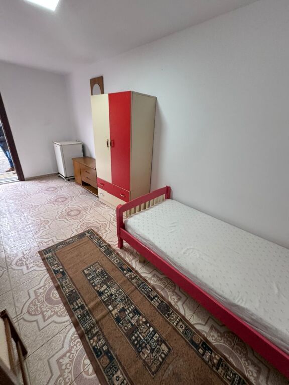 Monolocale in affitto presso la rotatoria di Shkoza