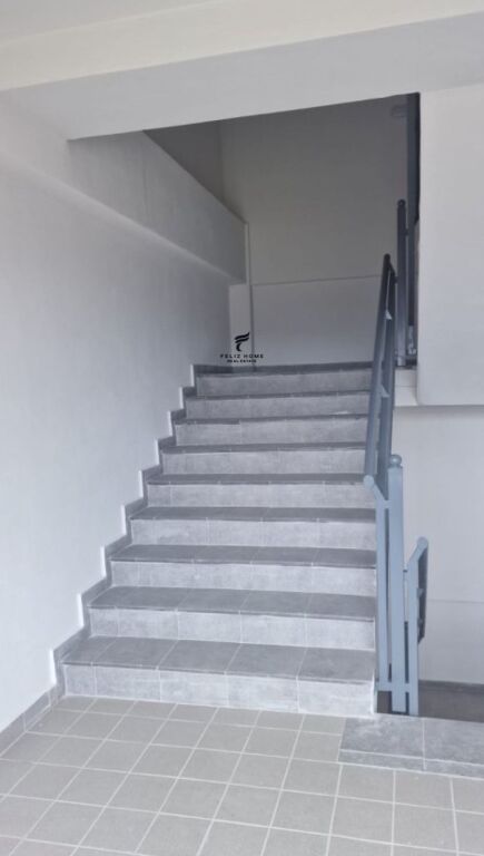 WAREHOUSE FOR RENT 720 M2 COMBINE 2200 EURO