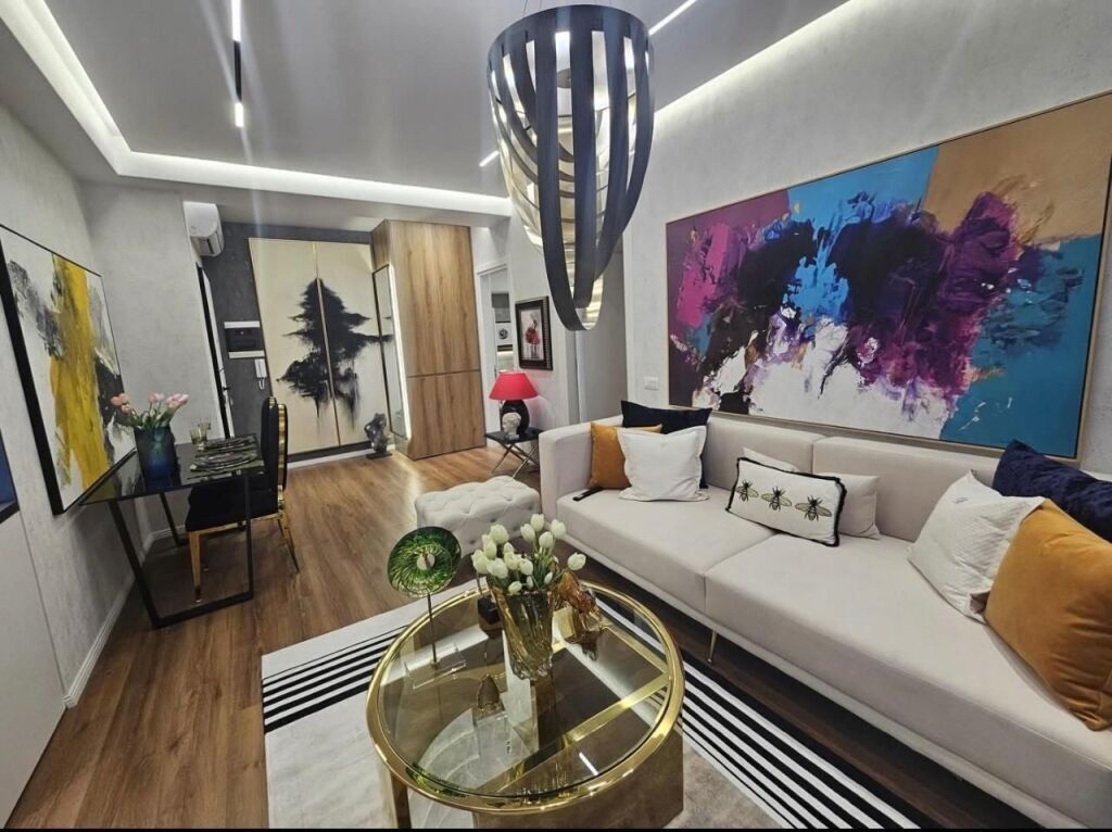 Apartment 1+1 for rent at 21 Dhjetori