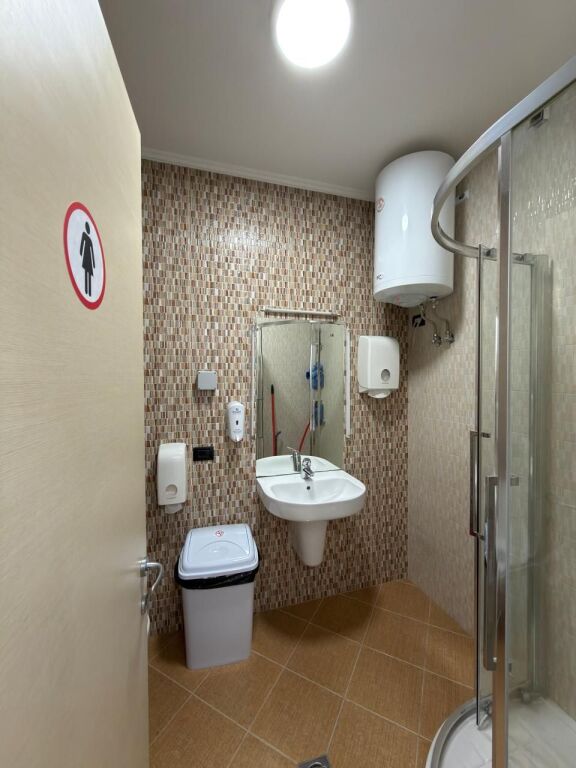 🏢 Ambient Zyrash i Mobiluar me Qira – Delijorgji