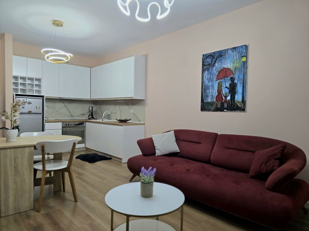 Apartament me Qera Tek rruga Barrikadave 1+1