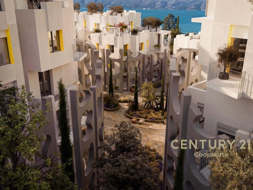 SHITET APARTAMENT 1+1 NE "RADHIMA FORTRESS"