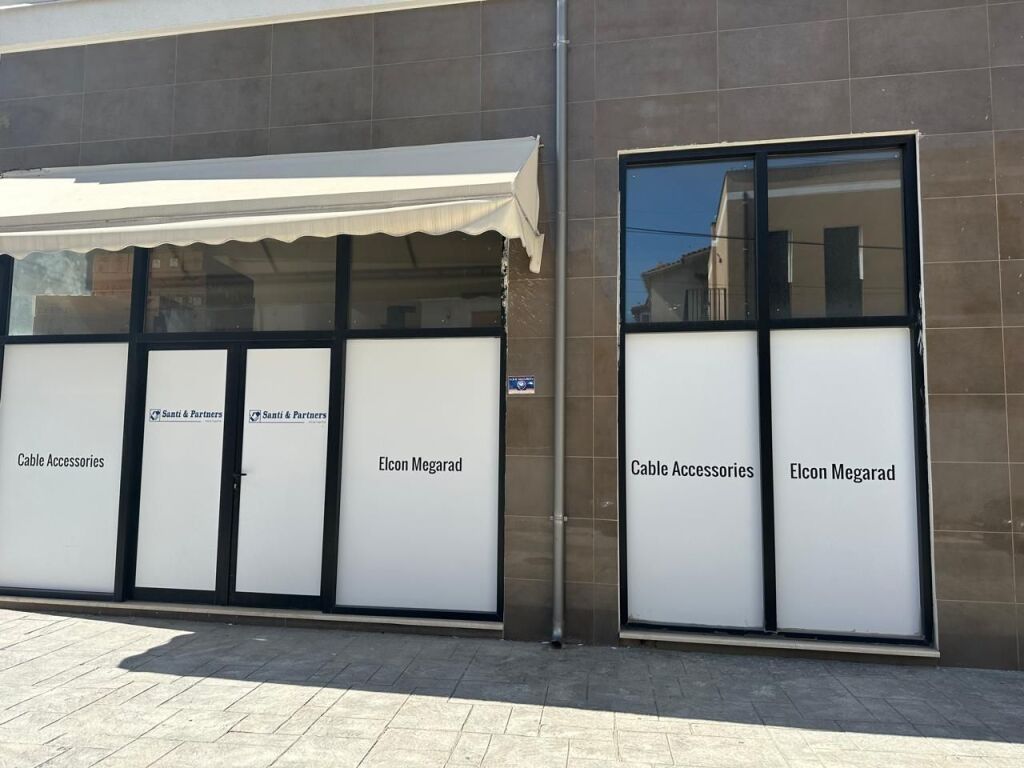 Negozio / Locale di Servizio in vendita 📍Municipio di Parigi – Kika 3