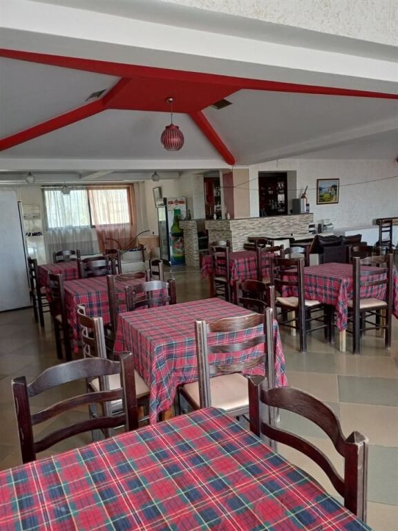 IN VENDITA  HOTEL VICINO A TEG 600.000 €