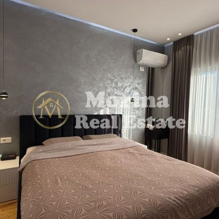 Shitje, Apartament + Verande,Penthouse,Fresku, Cmimi 300000 Euro(Qesarake)
