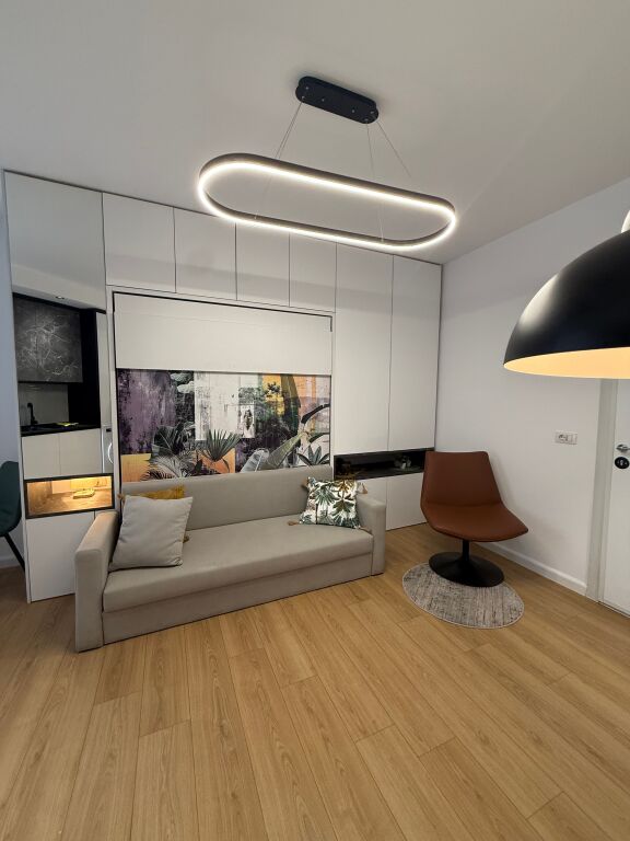 🏠MONOLOCALE IN VENDITA 📍Sopraelevata del Comune Via Rrapo Hekali 🏢4° piano, con ascensore 📐Sup. 31m2 Netto, 36m2 Lordo 💶 Prezzo: 82.000€