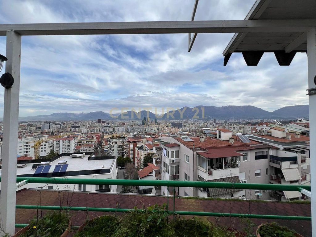 SHITET SUPER DUPLEX ME VERANDE TEK KODRA E DIELLIT