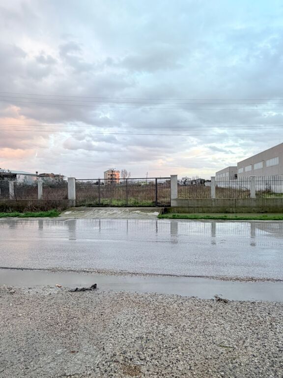 JEPET ME QERA TOKË XHAFZOTAJ