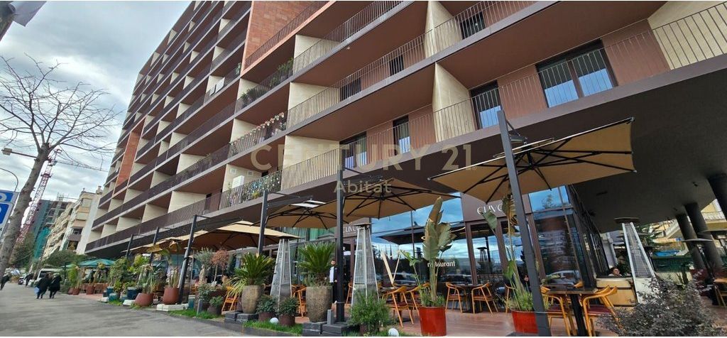 LOCALE PREMIUM IN AFFITTO PER UFFICIO O CLINICA IN VIA KOSOVARVE