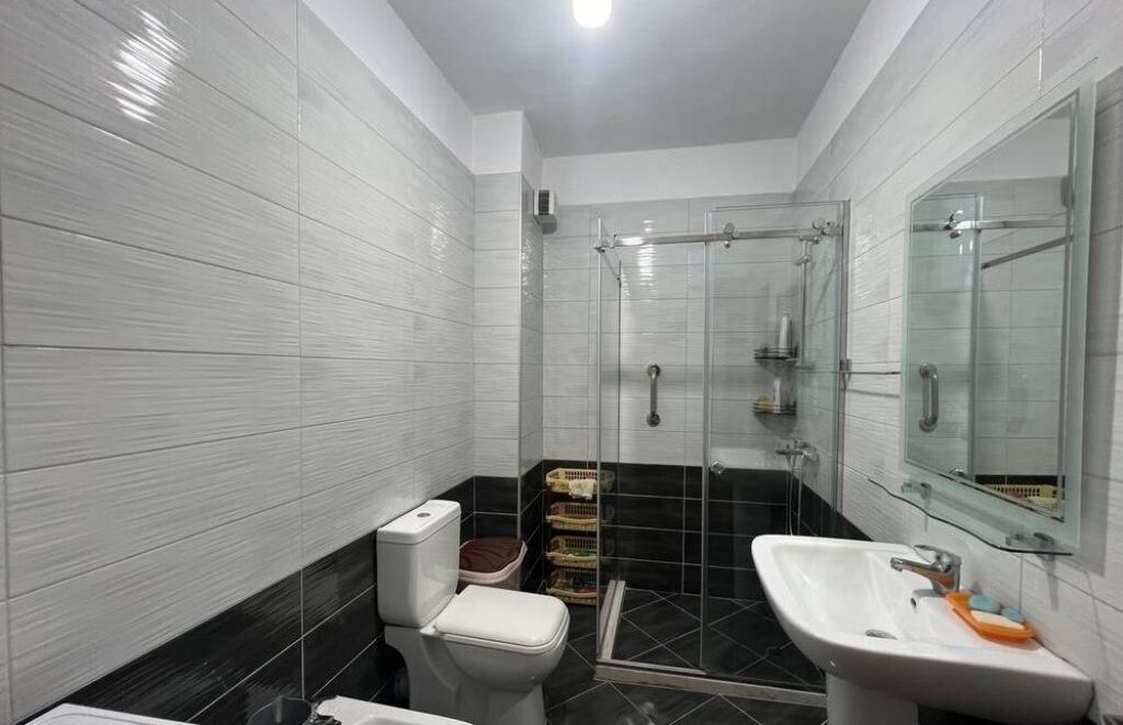 Affittasi 1+1 a Golden Park 3