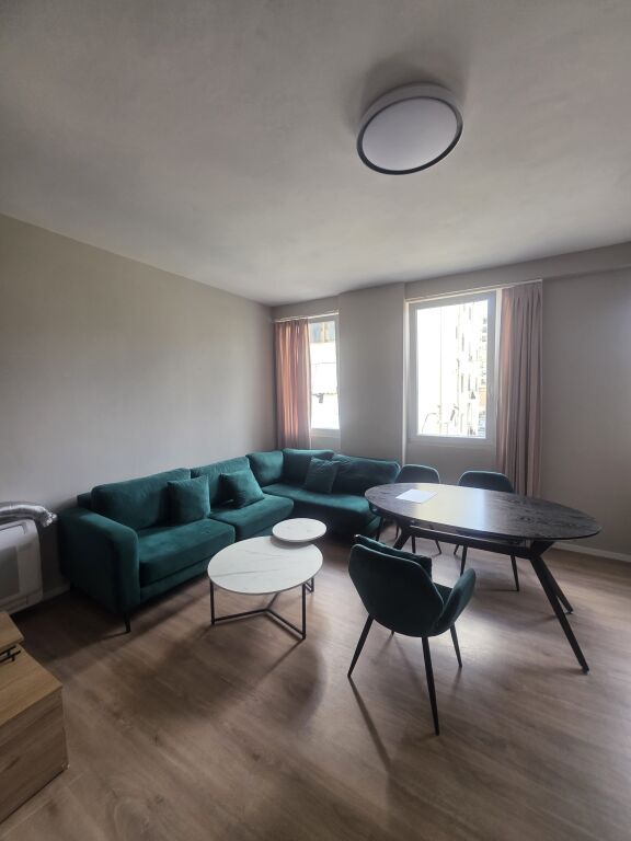 Super 1+1 me Qera n Astir