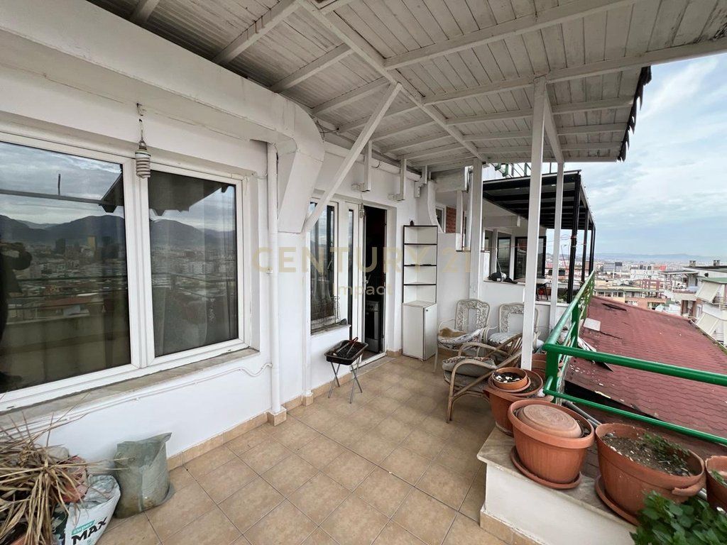 SHITET SUPER DUPLEX ME VERANDE TEK KODRA E DIELLIT