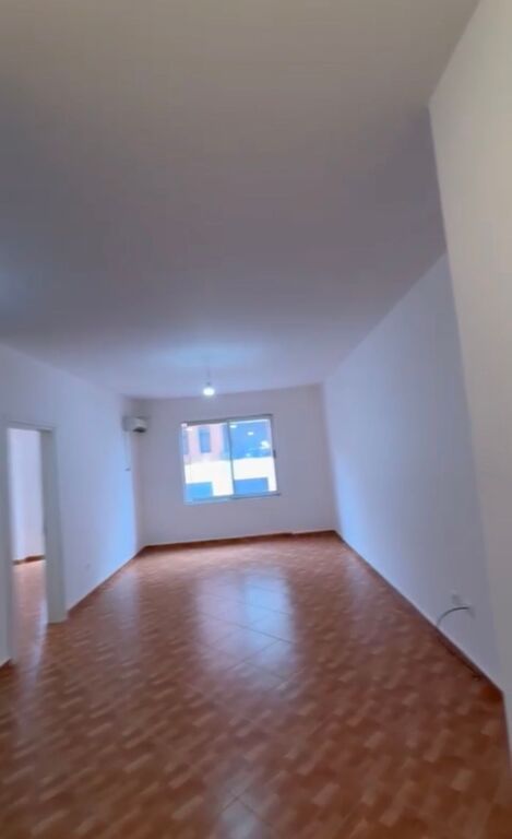 1+1 empty for rent ASTIR TE WELLI 400 thousand lek