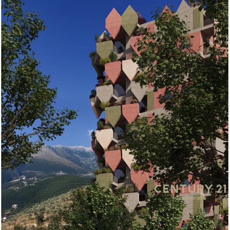 SHITET APARTAMENT 2+1 ME PAMJE NGA GJIRI I VLORES