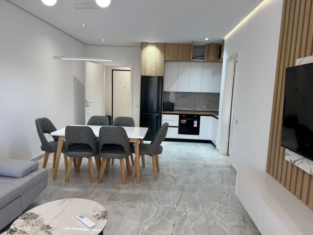 Apartment 1+1, in Petville dry lake, 900 euros with parking