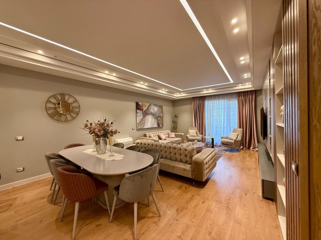 Super apartment 3+1+2 for sale, Former Aviation Field (with mortgage)