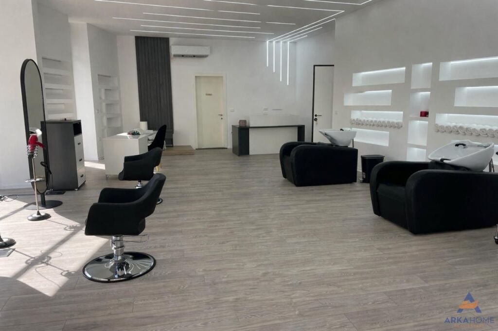 SHITET BIZNES 125 M² "RRUGA XHANFIZE KEKO, PORCELAN" 45.000 EURO