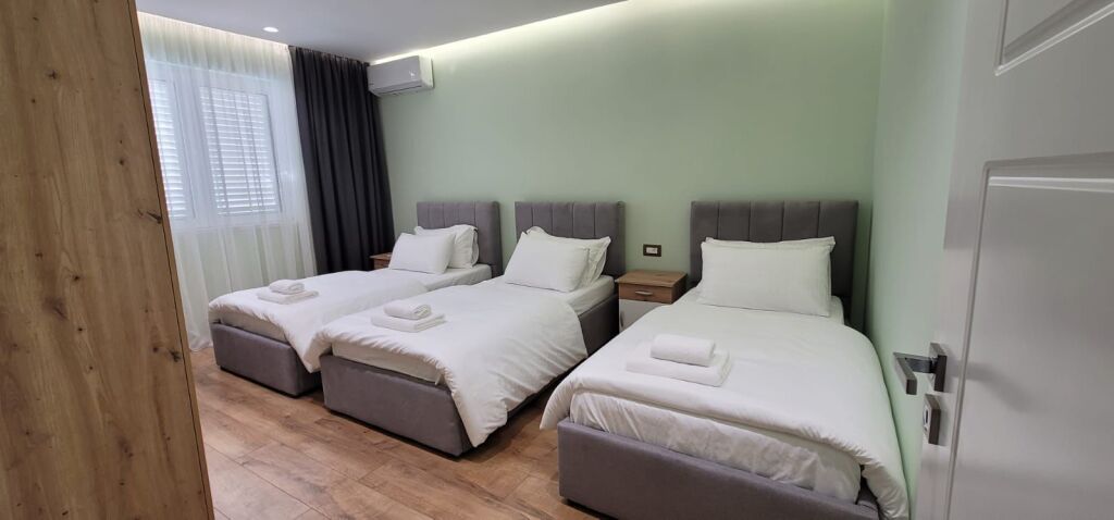 For rent 2+1 furnished at mondiali 3rd floor existing 799 eu