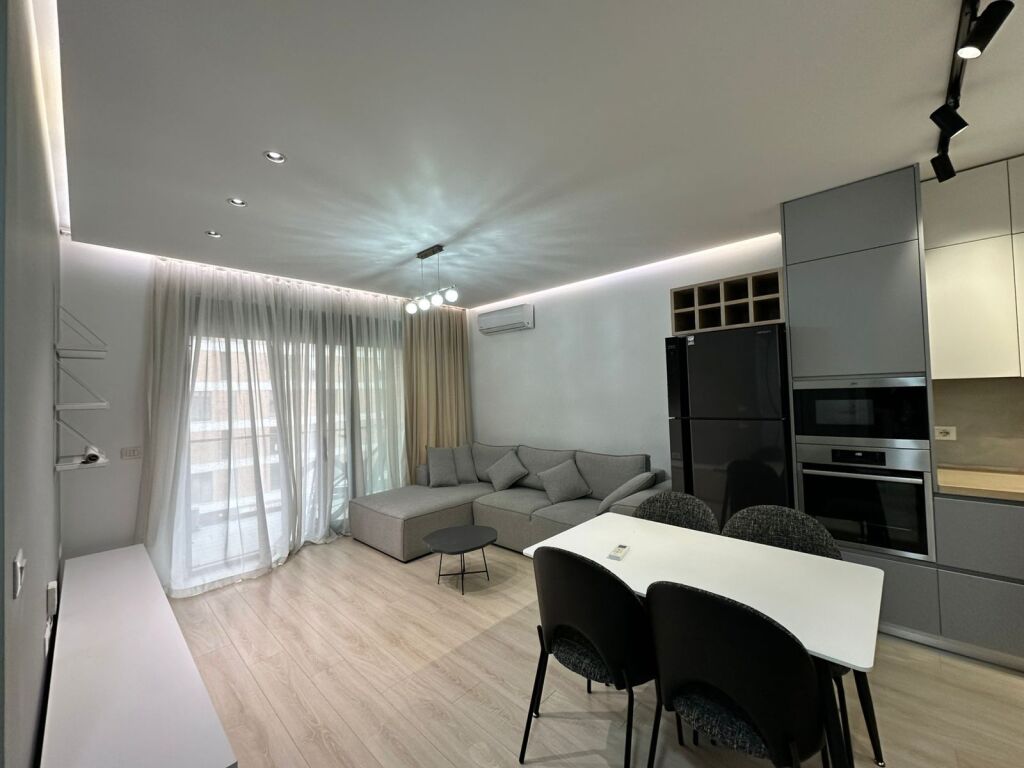 Shitet Apartament 1+1+Blk ne Don Bosko