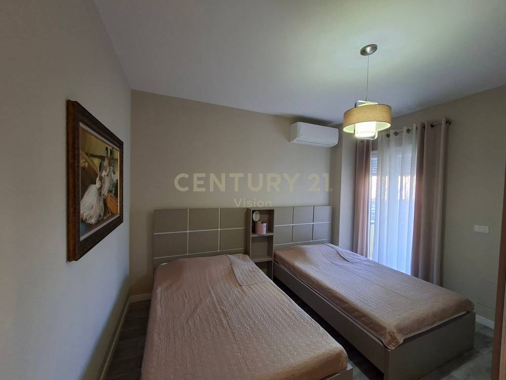 APARTMENT 2+1+2 FOR SALE AT RESTAURANT TRADITA IN SHKODER