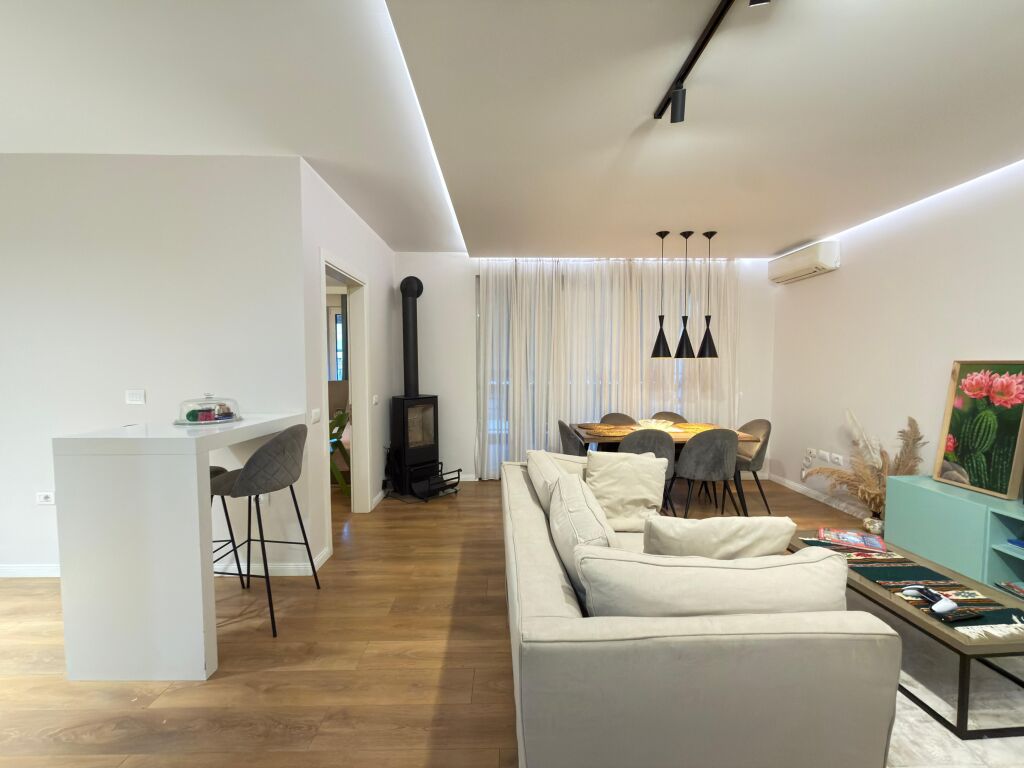 In vendita 2+1 a kodra diellit 1