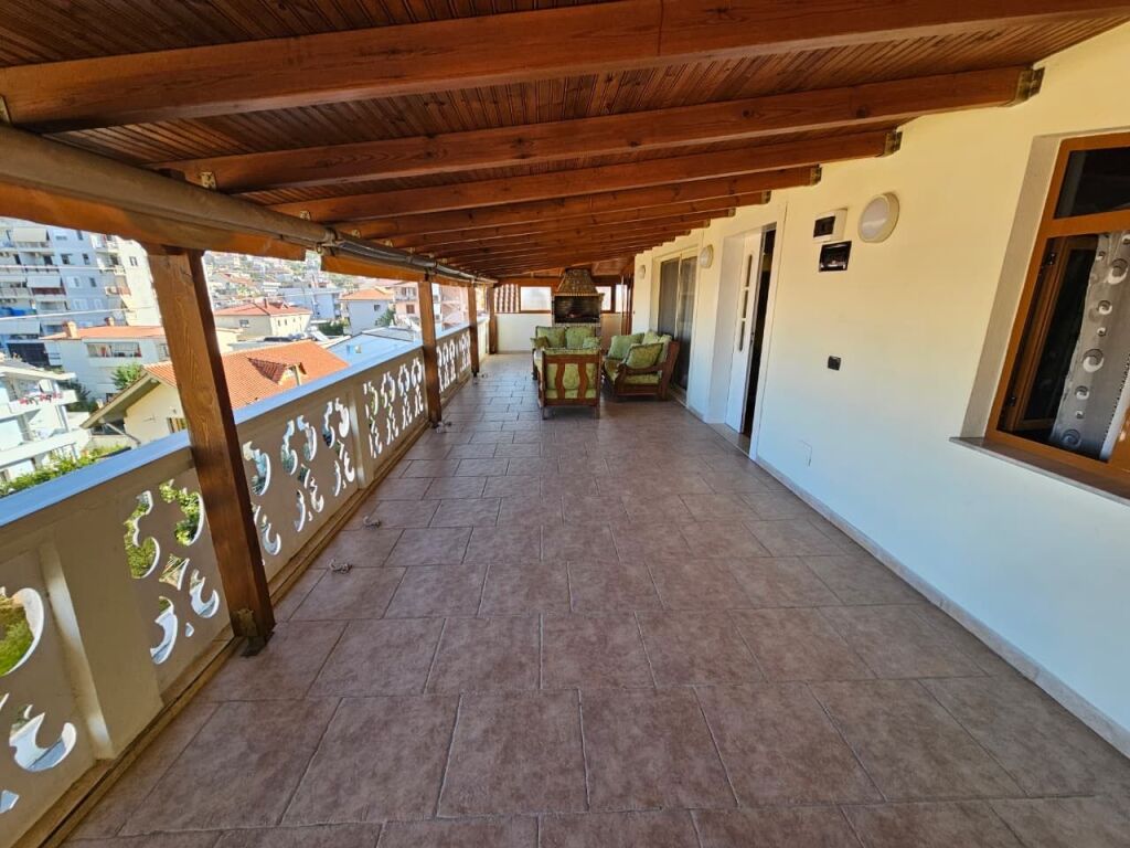 3+1, arredato, piano villa alle ville tedesche, 800 euro