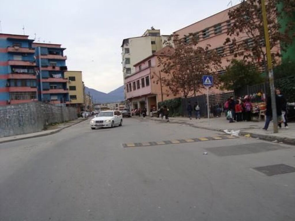 APPARTAMENTO 2+1 IN AFFITTO, SHKOZE !