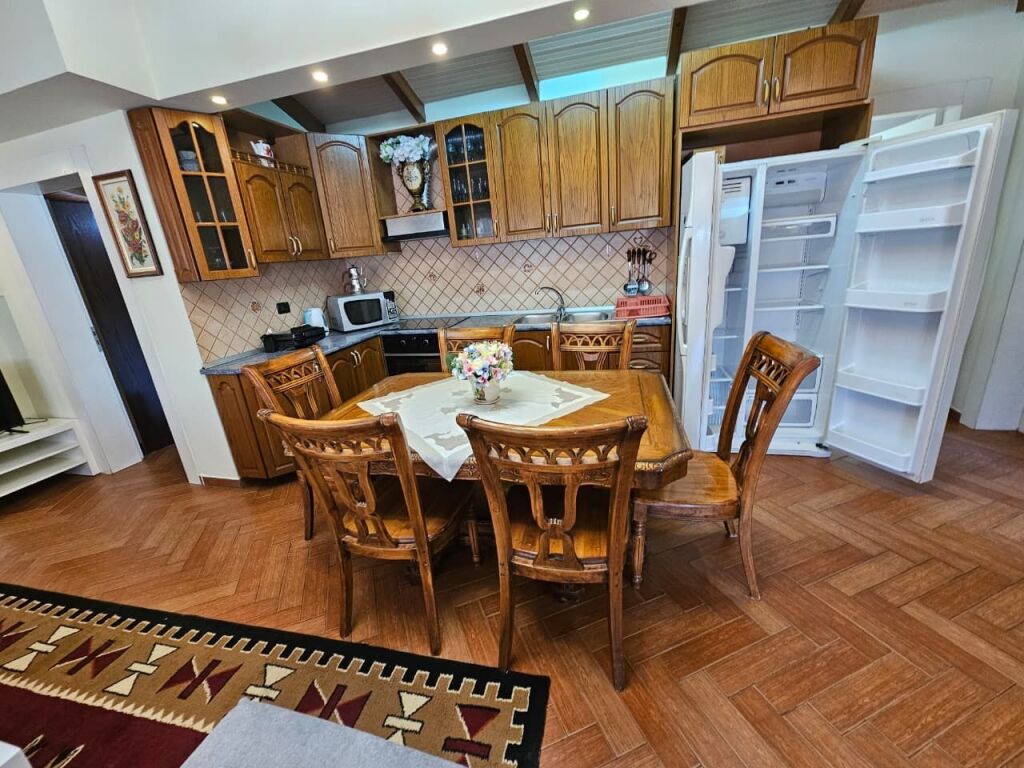 3+1, arredato, piano villa alle ville tedesche, 800 euro