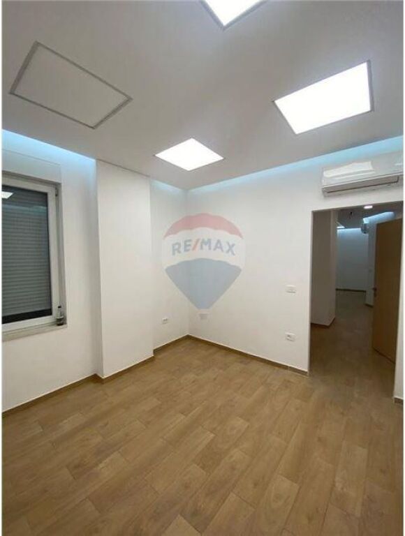 ✨Shitet Apartament 3+1+2 + Post Parkimi 🅿️ | 📍Rruga Dritan Hoxha