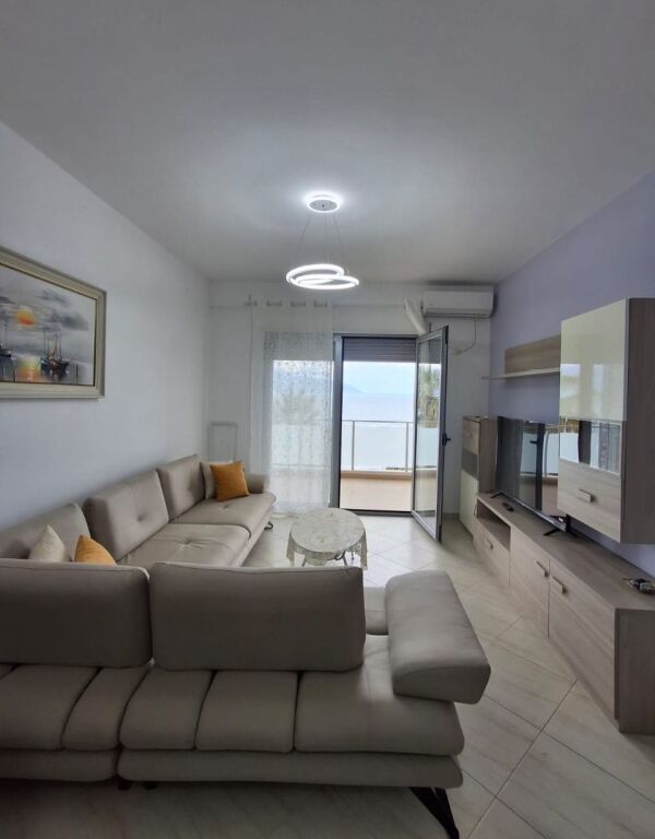 Appartamento 2+2 in affitto –📍 Lungomare, Vlorë | Vista mare completa
