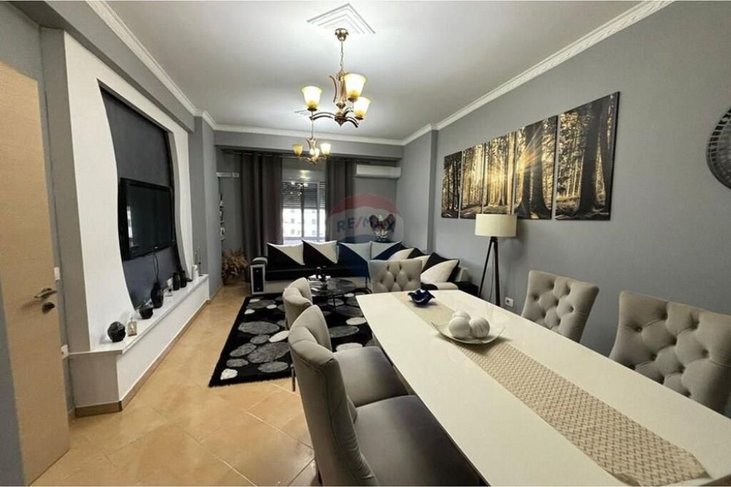 🏡✨ APARTMENT 2+1 FOR RENT – NEAR THE MUNICIPALITY, VLORA