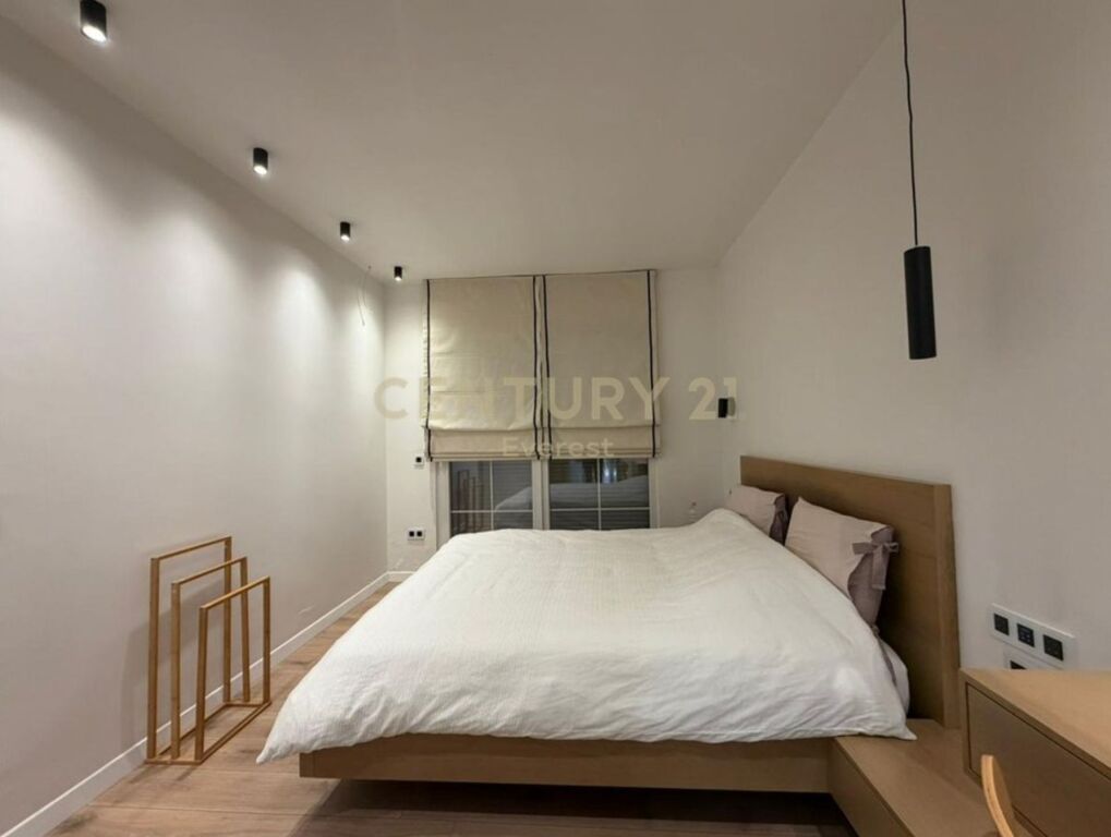 ✨ Penthouse 3+1+2 me verandë për shitje