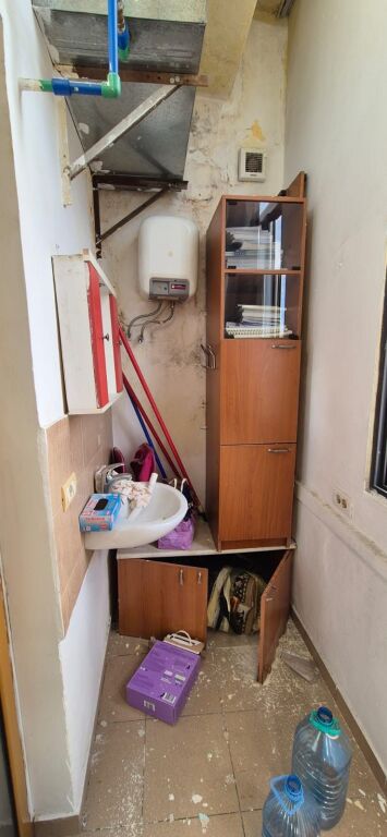 Super ap 2+1 in via Bardhyl ( existus ) vicino alla strada  