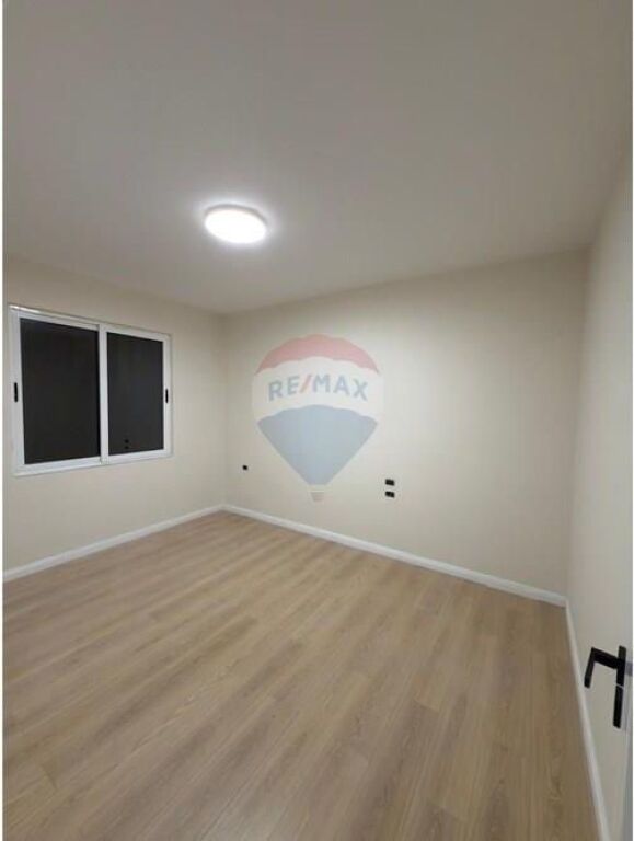 APARTAMENT 3+1 NE SHITJE KODRA E DIELLIT