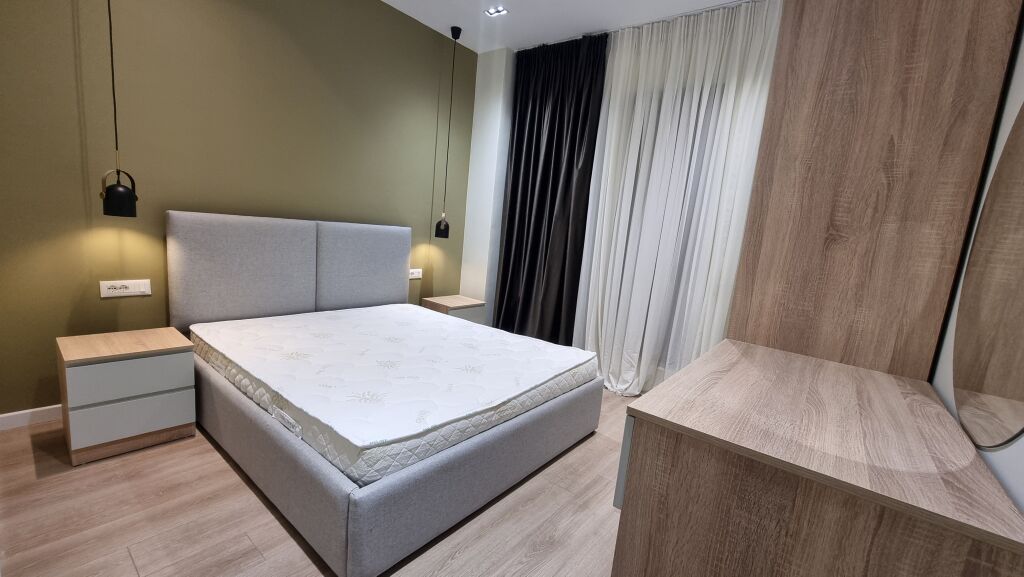 Apartment 1+1 me qera Myslym Shyr