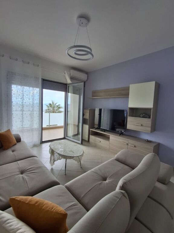 Appartamento 2+2 in affitto –📍 Lungomare, Vlorë | Vista mare completa